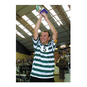 2004 – 2ª Supertaça para o Futsal com goleada ao SL Olivais