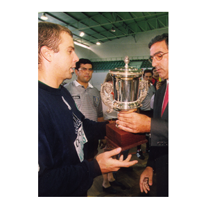 1997 – 1ª Supertaça para o Andebol, frente ao ABC